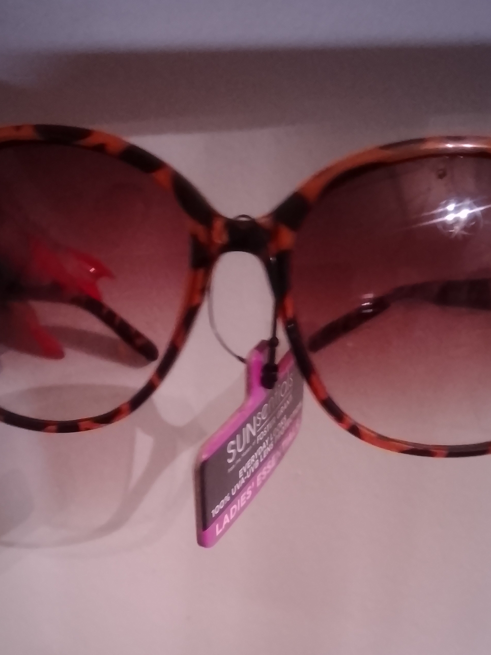 Women's Tortoiseshell Round Sunglasses with Brown Gradient Lenses